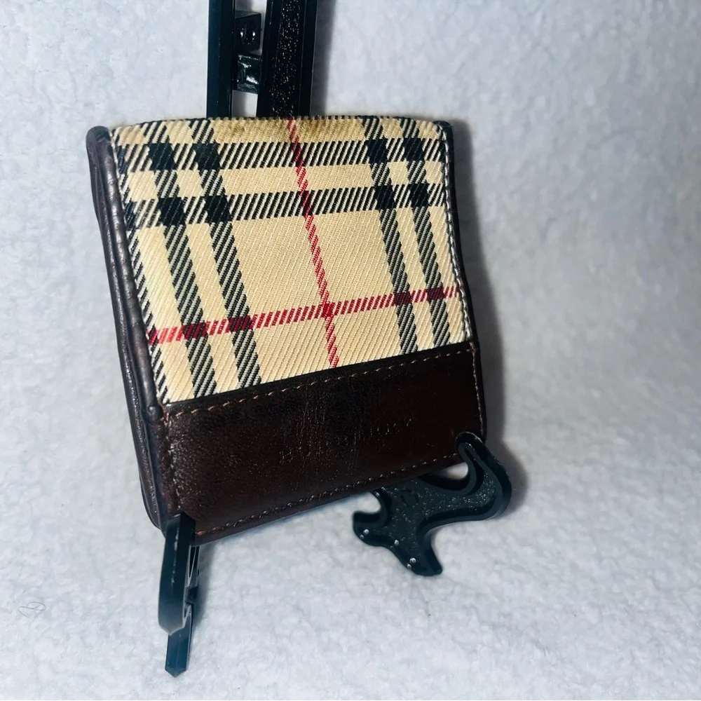 Burberry Nova Check Coin Pouch - Picture 2 of 9